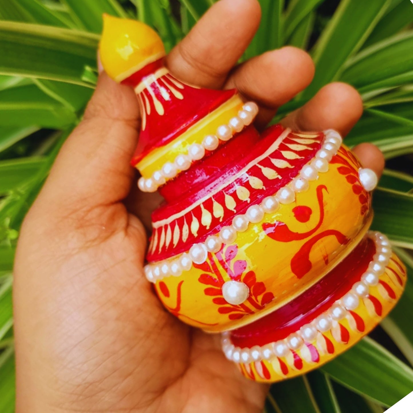 Mangal Sindoor Kouto – Container of Auspiciousness