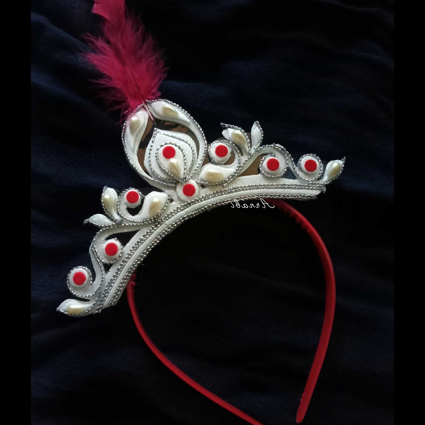 Chhoti Roshni – Mukut of Blessings