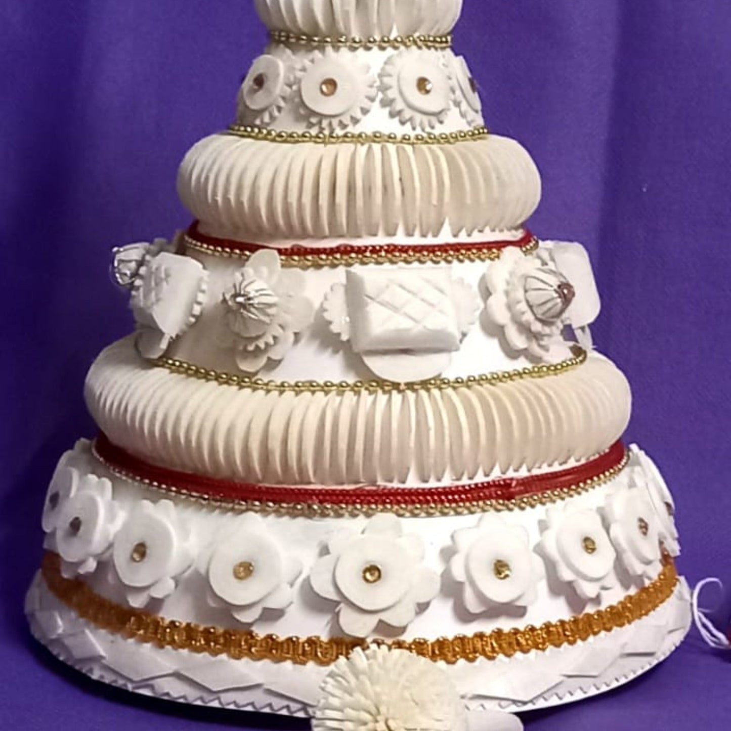 Regal Sholapith Topor for Groom (14 inch X 24 inch)