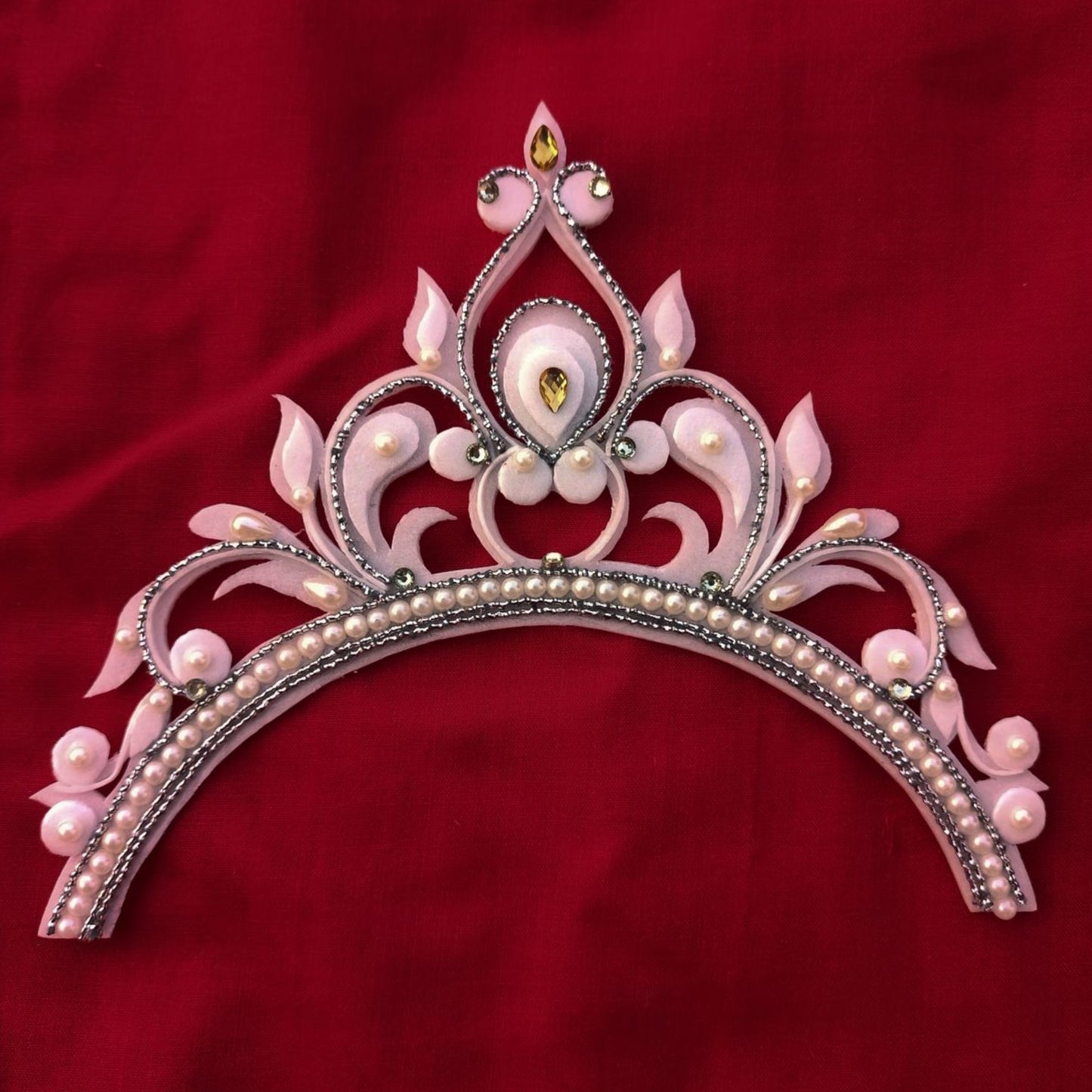 Vintage Floral Designer Mukut