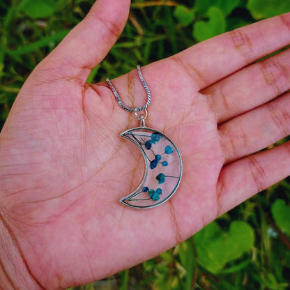 Chandrika Resin Pendant  – Crescent Elegance