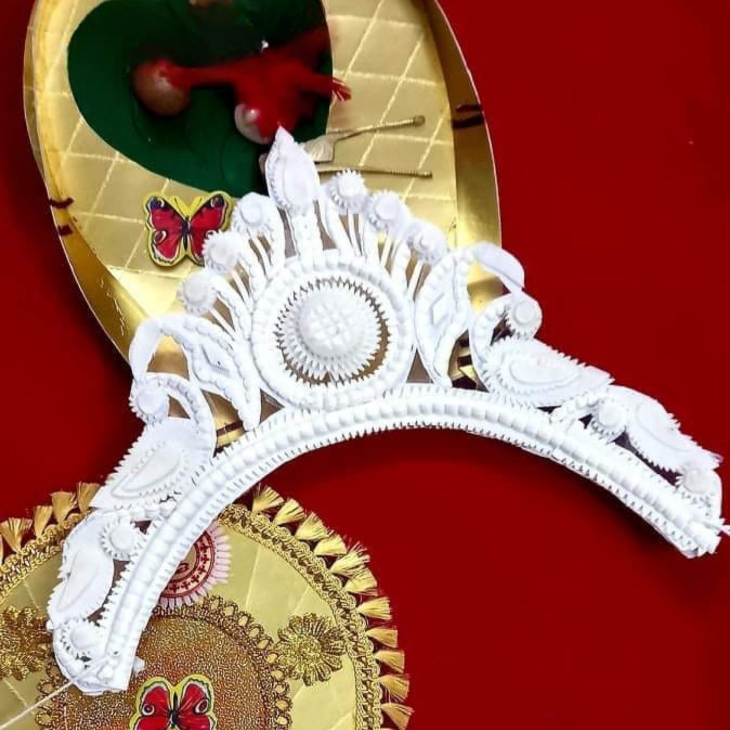 Authentic Bengali Bride Sola Mukut