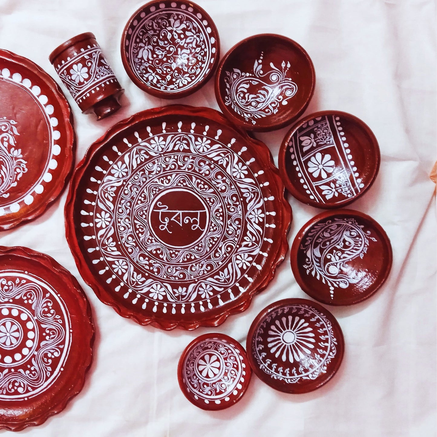 Hand-Painted Clay Dining Art (10 pcs)