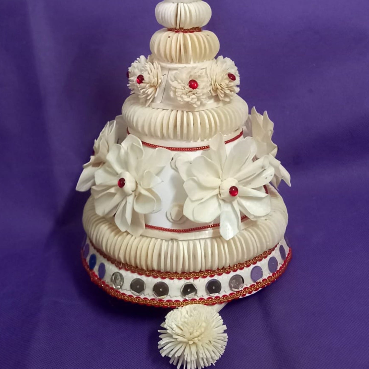 Classic Sholapith Groom’s Topor (14 inch X 24 inch)