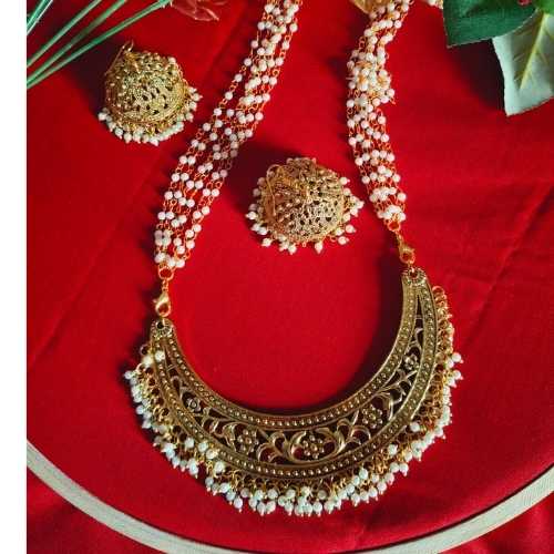 Golden Pearl Grace Choker Set